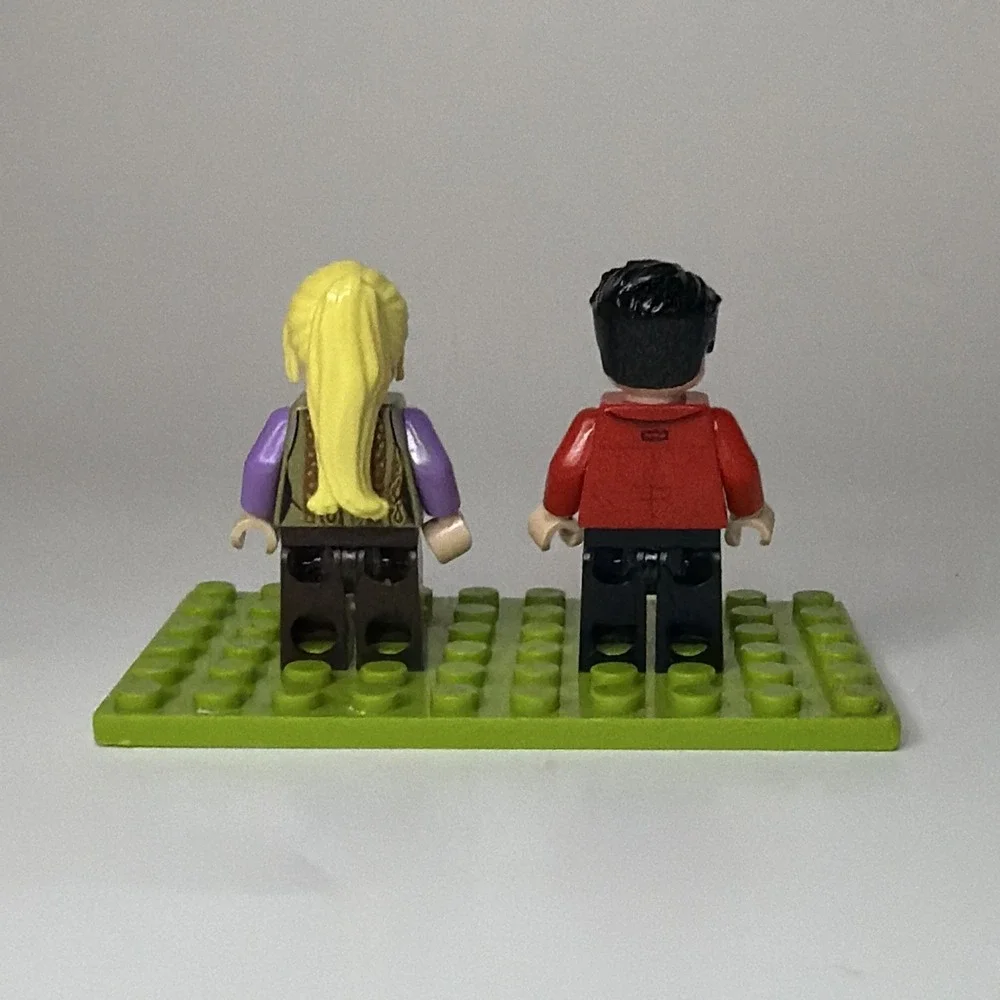 LEGO Minifigure Lot - FRIENDS + Gunther From set 21319 Lego Ideas Central Perk